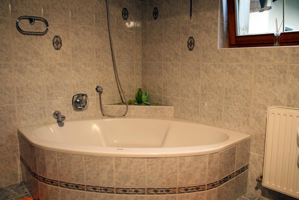 Ferienwohnung Felix-Adults Only Neustift im Stubaital Exterior photo